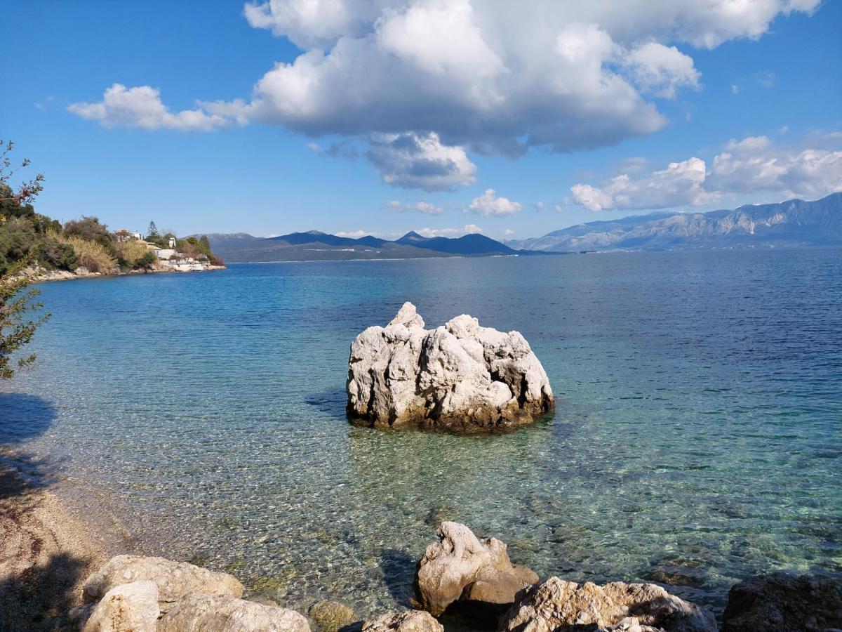 Lefkada Unique Sea View Apartment Nydri  Eksteriør billede